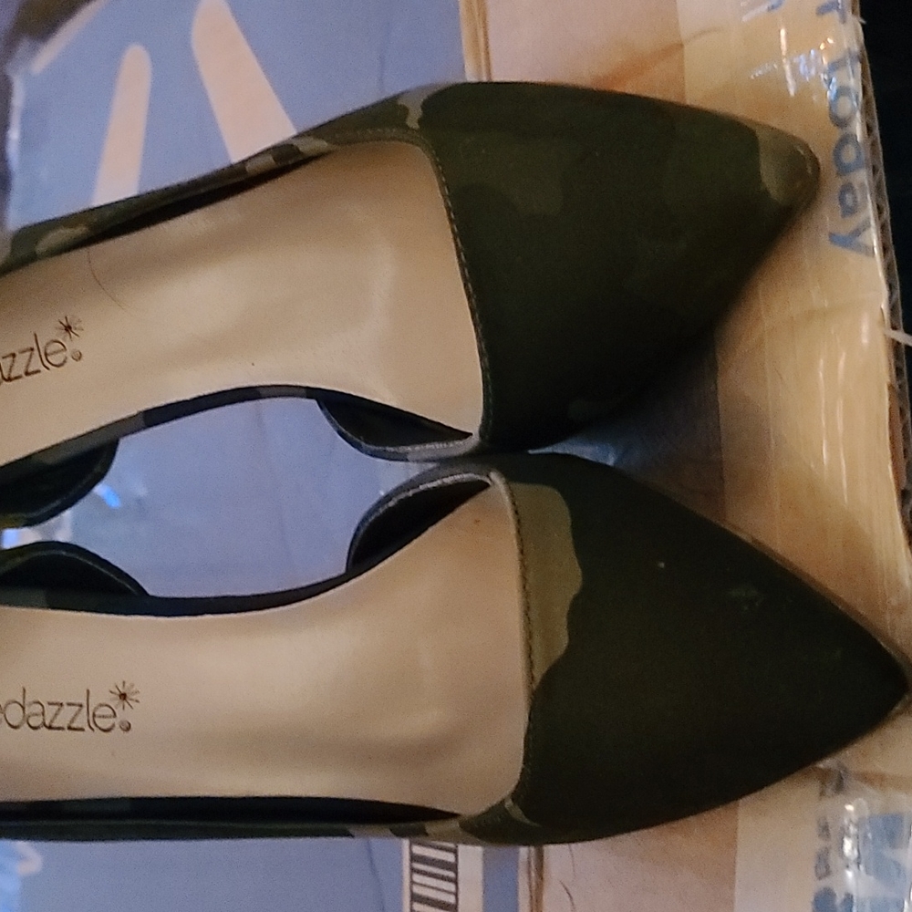 Women's camouflage heels